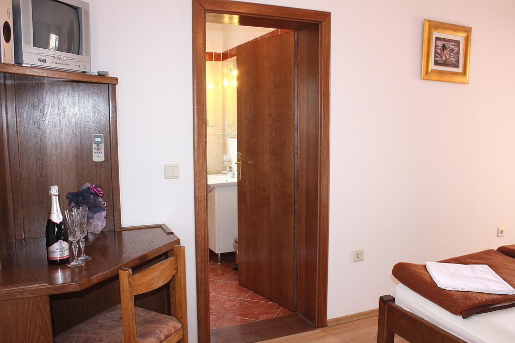 Mb Bed&Breakfast Pag Town Kamer foto
