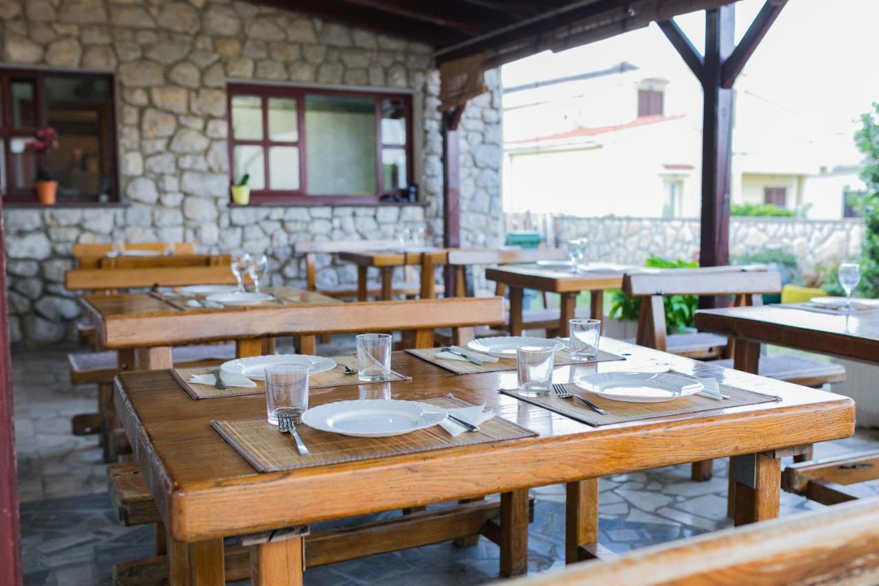 Mb Bed&Breakfast Pag Town Buitenkant foto
