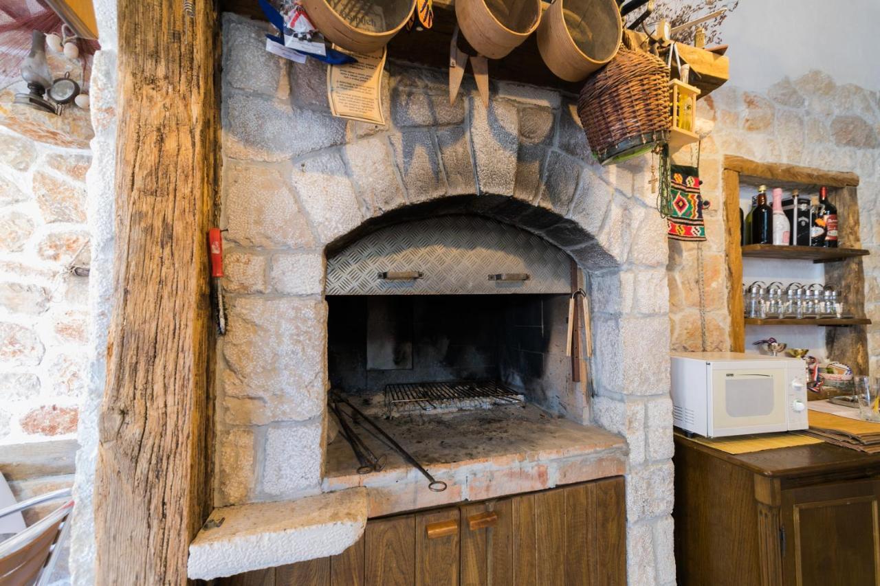 Mb Bed&Breakfast Pag Town Buitenkant foto